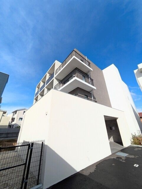 Ｃｏｍｆｏｒｔ杉村の外観