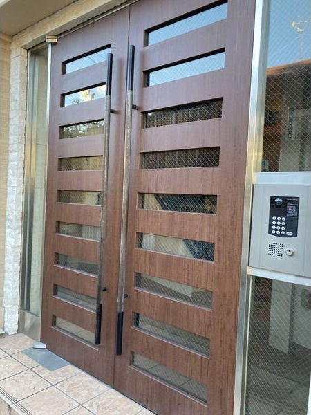 ソフィア本山のエントランス