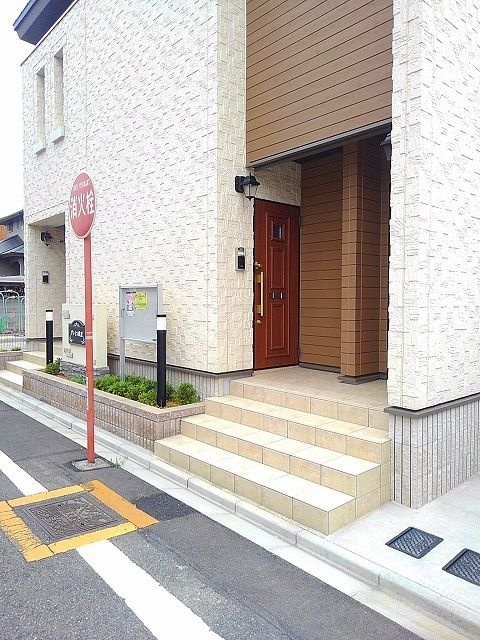 グレイス鶴里の周辺