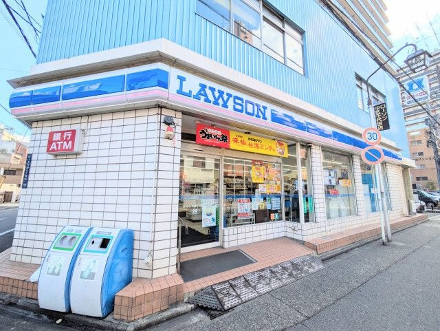 ｔｈｅ　ｇｌａｓｓｅｓの周辺