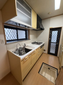 【キッチン】 | 小室町戸建 | きれいなキッチンです