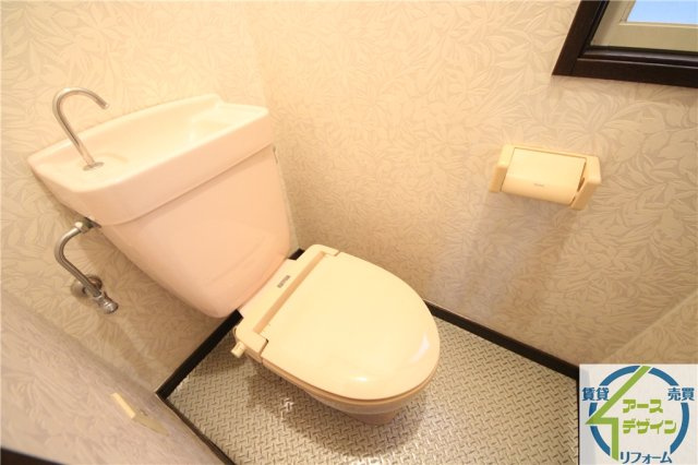 松が丘貸家のトイレ