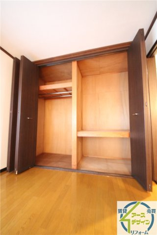 松が丘貸家の収納