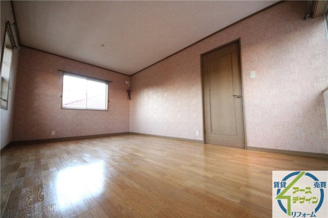 松が丘貸家の洋室