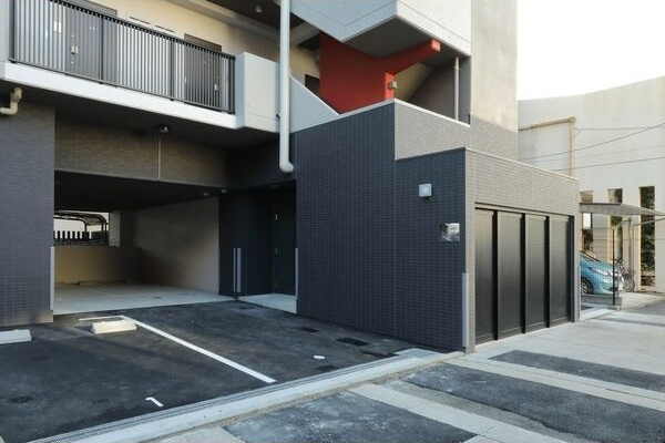 S-RESIDENCE名駅南の駐車場