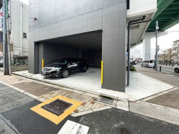 S-RESIDENCE浅間町　AD増額キャンペーン中!!の駐車場