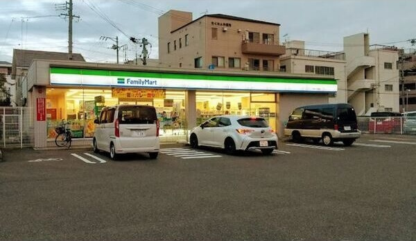 カーサさくらIの周辺