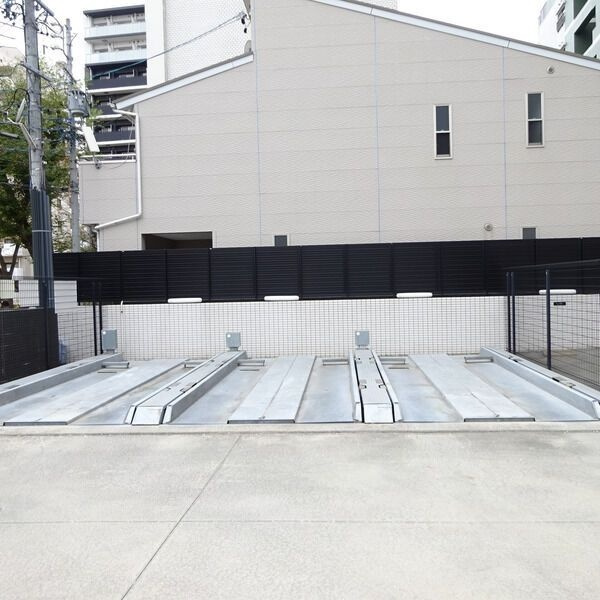 Ysの駐車場