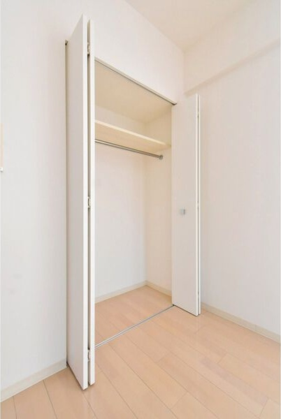 Gramercy Sakaeの収納