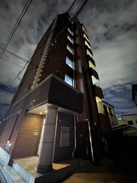 グランデ城西の外観