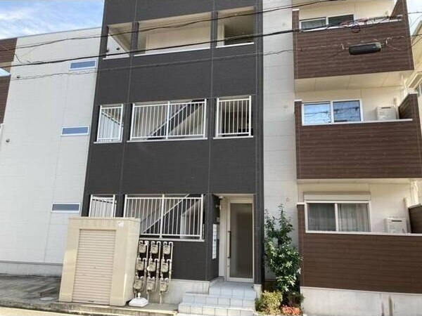 アルバーノ中村vermilionの外観