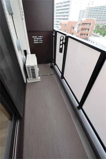 ジェノヴィア鐘ヶ淵のバルコニー