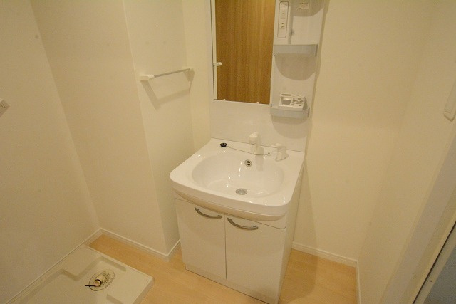 Aletta合川弐番館の洗面所|コンパクトで使いやすい洗面所