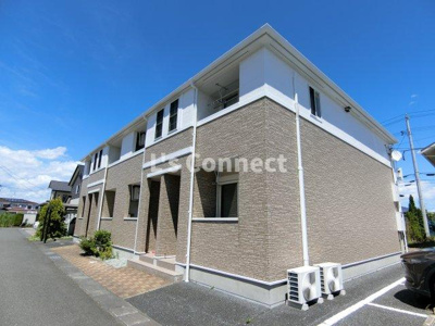 【外観】 | ラ・ヴィ | ２０１０年築のアパートです。