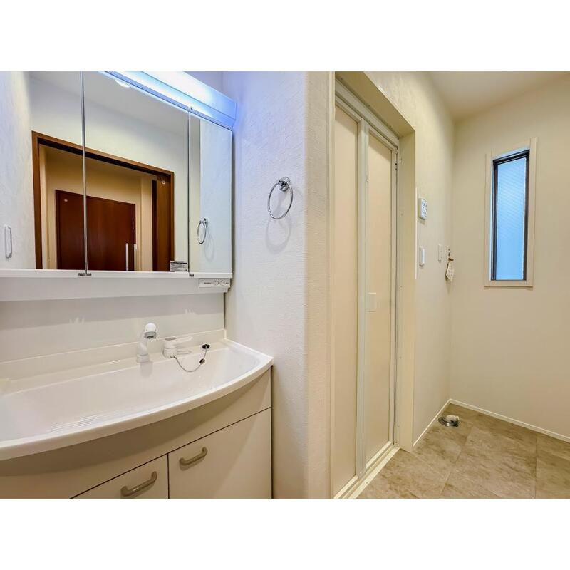 ポプリ中山の独立洗面台