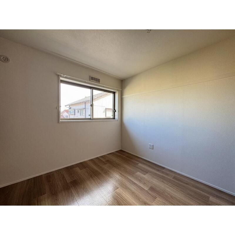 ポプリ中山の寝室