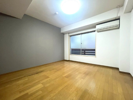 スタジオ根岸の居間・リビング