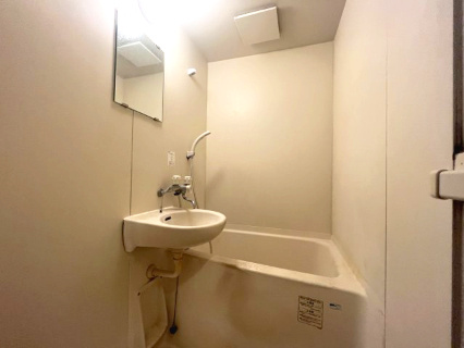 スタジオ根岸の浴室