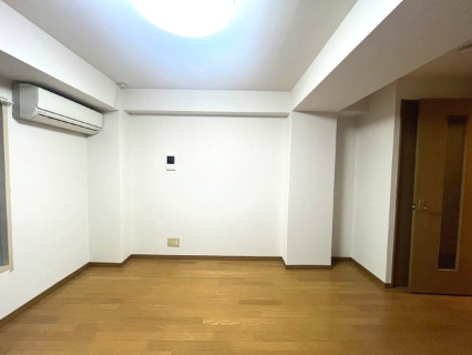 スタジオ根岸の寝室