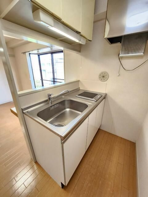 ＪＬＢグランエクリュ上野桜木のキッチン