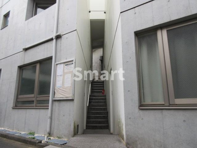 【エントランス】 | メイプル新中野