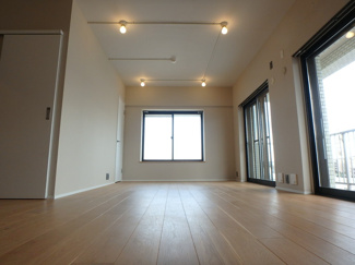 【居間・リビング】 | スカイマンションH・N