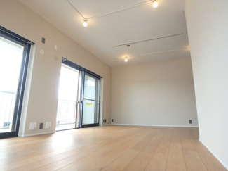 【居間・リビング】 | スカイマンションH・N