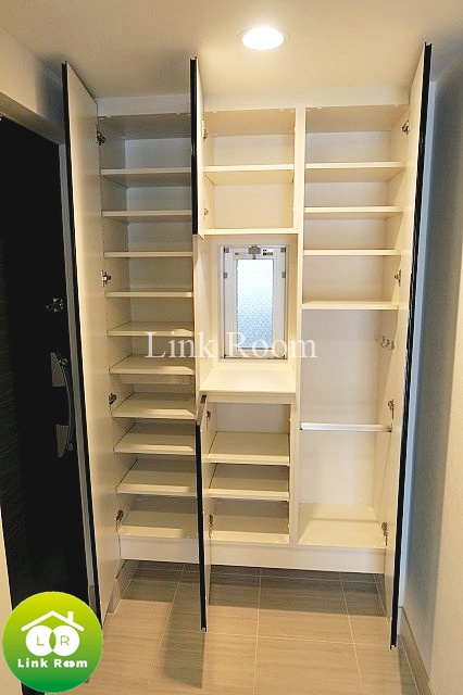 ザ・グランアルト錦糸町の玄関