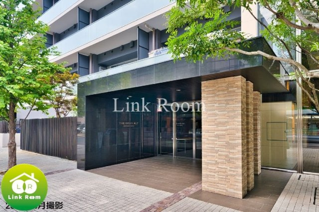 ザ・グランアルト錦糸町のエントランス