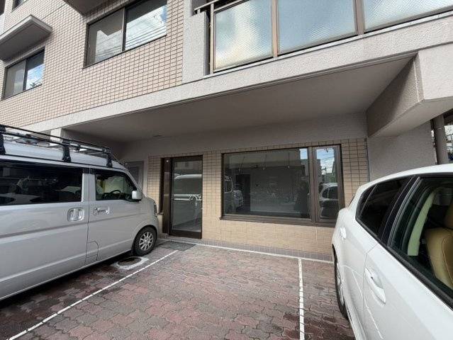 【駐車場】 | ネストラカーサ御影