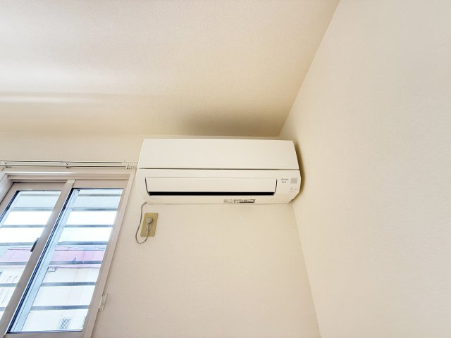 レセンテ高埇の洋室