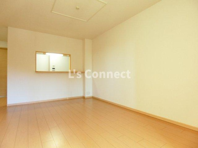 【内装】 | セッジフィールド桜ノ目 | カウンターキッチンのＬＤＫ。