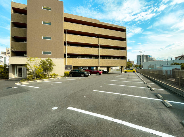 アンティカベラカーサの駐車場