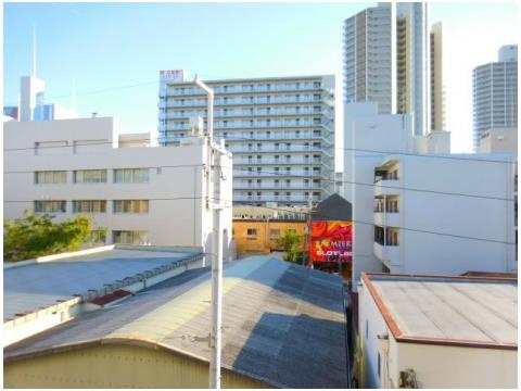 UIサンライズの駐車場