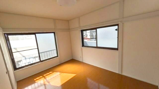 司ハイツの居間・リビング