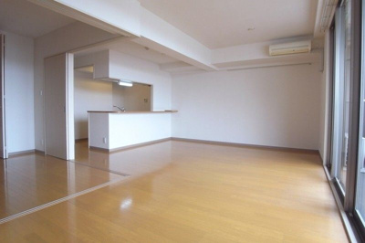 【居間・リビング】 | ロングエイトⅢ | リビング