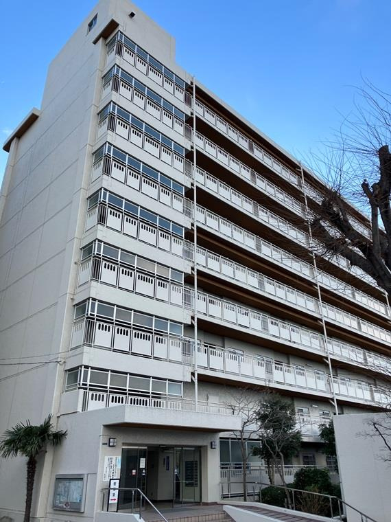 大船第参パークタウンＦ棟の外観