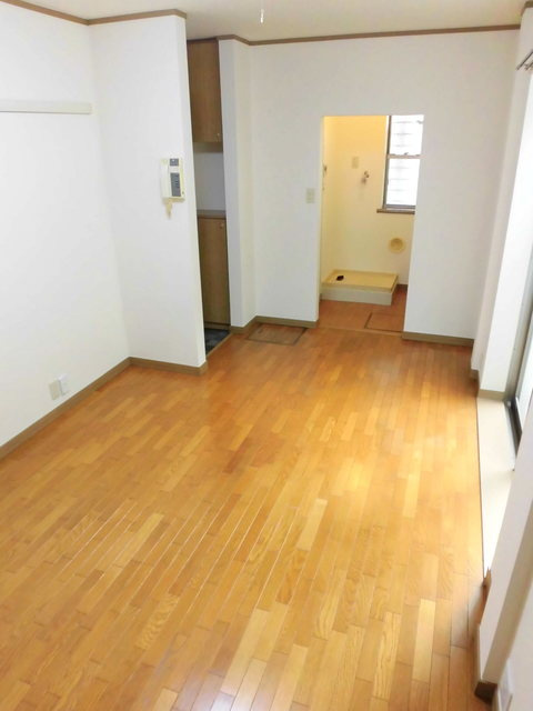 ヘーベル千歳台の居間・リビング