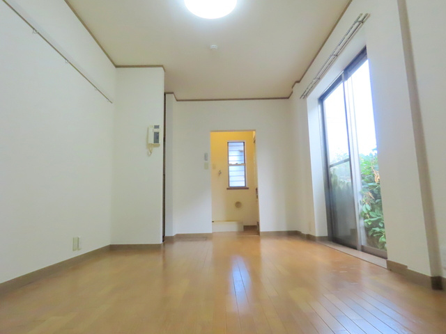 ヘーベル千歳台の居間・リビング