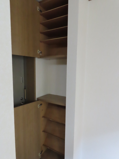 ヘーベル千歳台の玄関