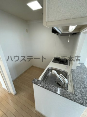 【キッチン】 | エステムプラザ難波WESTリバークロス 仲介手数料無料