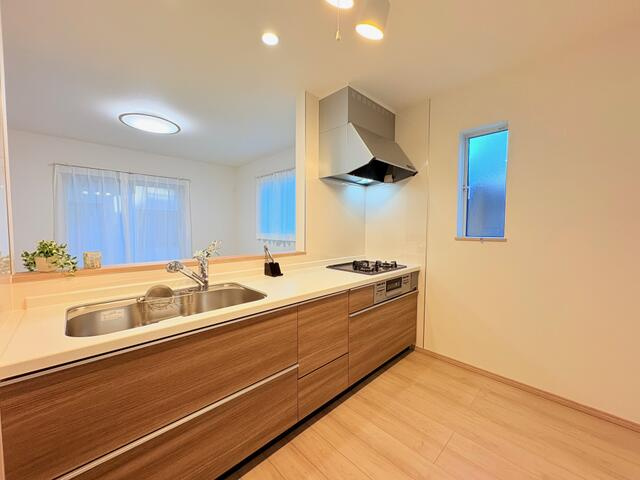 ハートフルタウン東武江曽島駅2期　新築一戸建てのキッチン