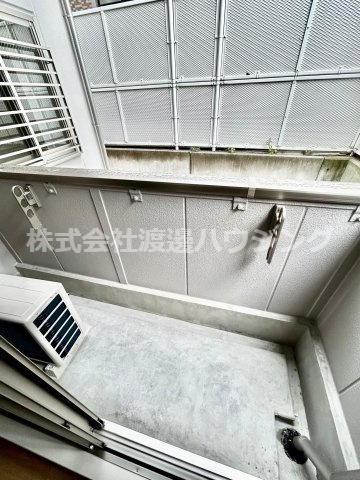 レジデンスデュオ江坂のバルコニー