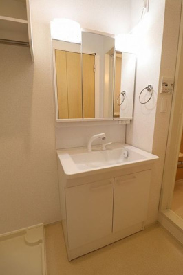 【洗面所】 | ラ・メゾン・アンジュ