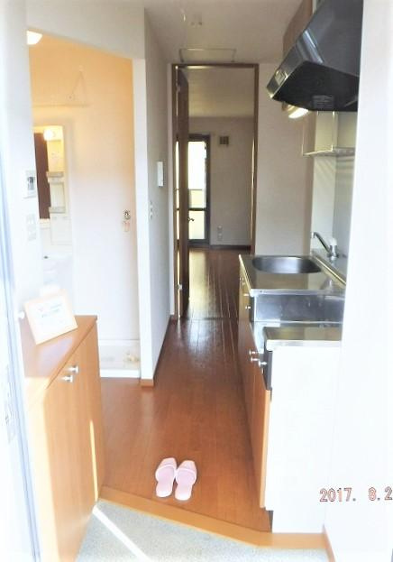 ウエスト２００３の玄関