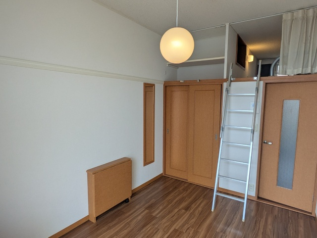 ※カーテンは設備保証ありません（退去時返却要）