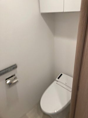 【トイレ】 | イプセ四谷 | ※写真は同タイプ住戸です。