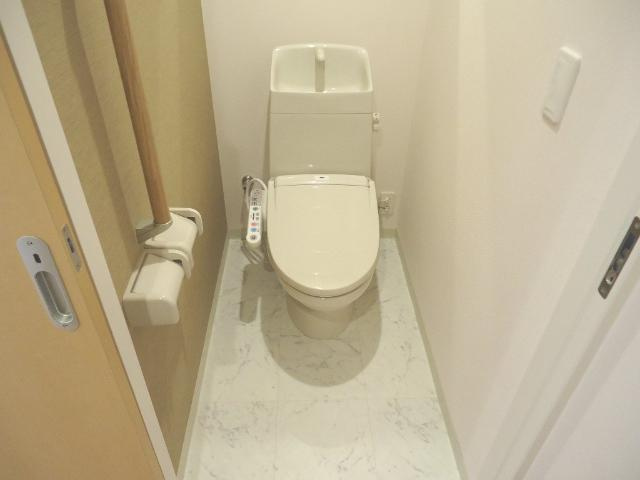 CASA　RIVIERA（カーサ　リヴィエラ）のトイレ|トイレ