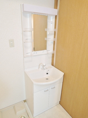 洗面所　洗髪洗面化粧台