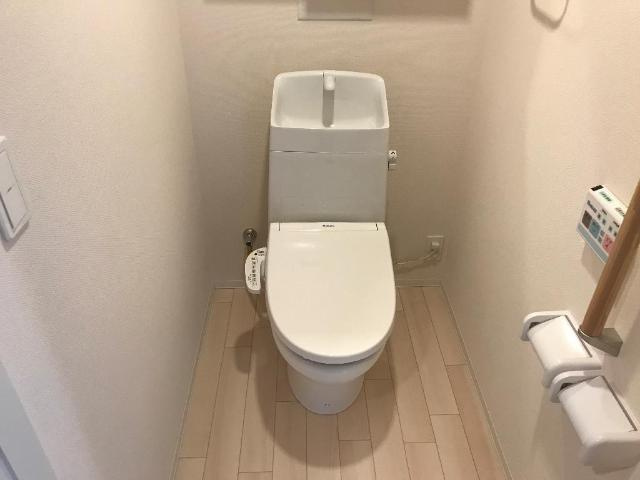 Ｌｅｇｇｅｎｄａのトイレ|シャワー付トイレ